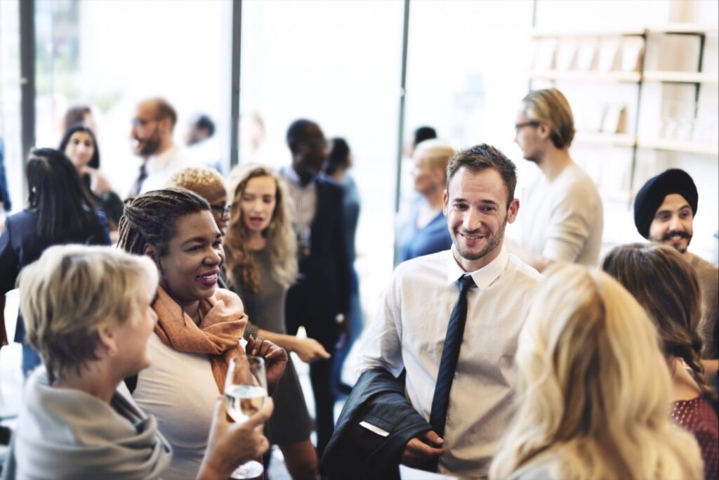 How to Start Networking with the Right People